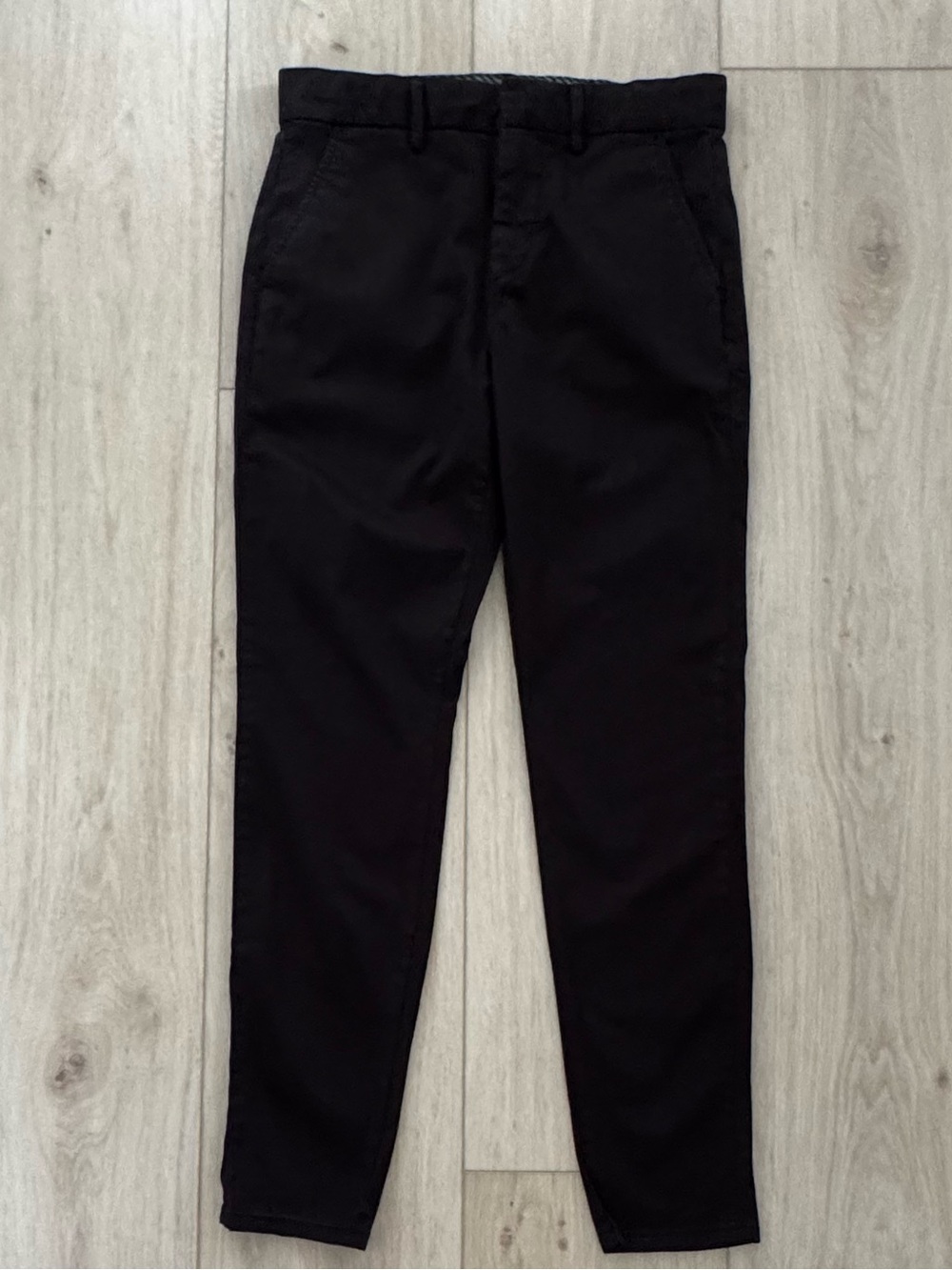 Joe’s Jeans men’s black The Soder dropped slim trousers 30 W / 31 L inseam pants